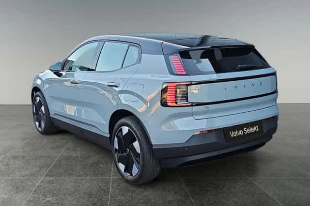 Volvo EX30 (2026) thumbnail 4