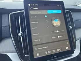 Volvo XC90 (2025) thumbnail 23