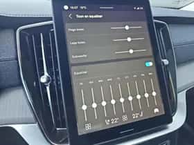 Volvo XC90 (2025) thumbnail 25