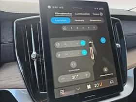 Volvo XC90 (2025) thumbnail 16