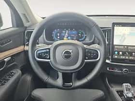 Volvo XC90 (2025) thumbnail 10