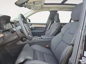 Volvo XC90 (2025) thumbnail 7