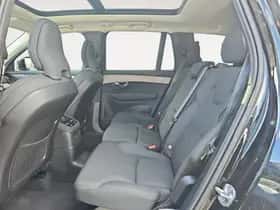 Volvo XC90 (2025) thumbnail 8