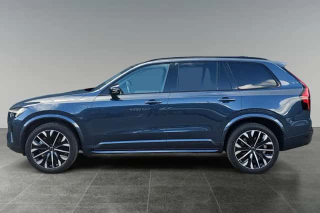 Volvo XC90 (2025) thumbnail 3