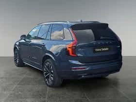 Volvo XC90 (2025) thumbnail 4