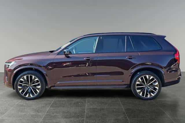 Volvo XC90 (2025) thumbnail 3