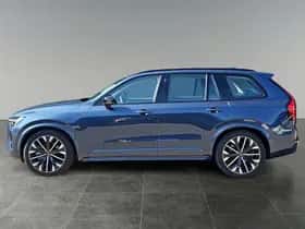 Volvo XC90 (2025) thumbnail 3
