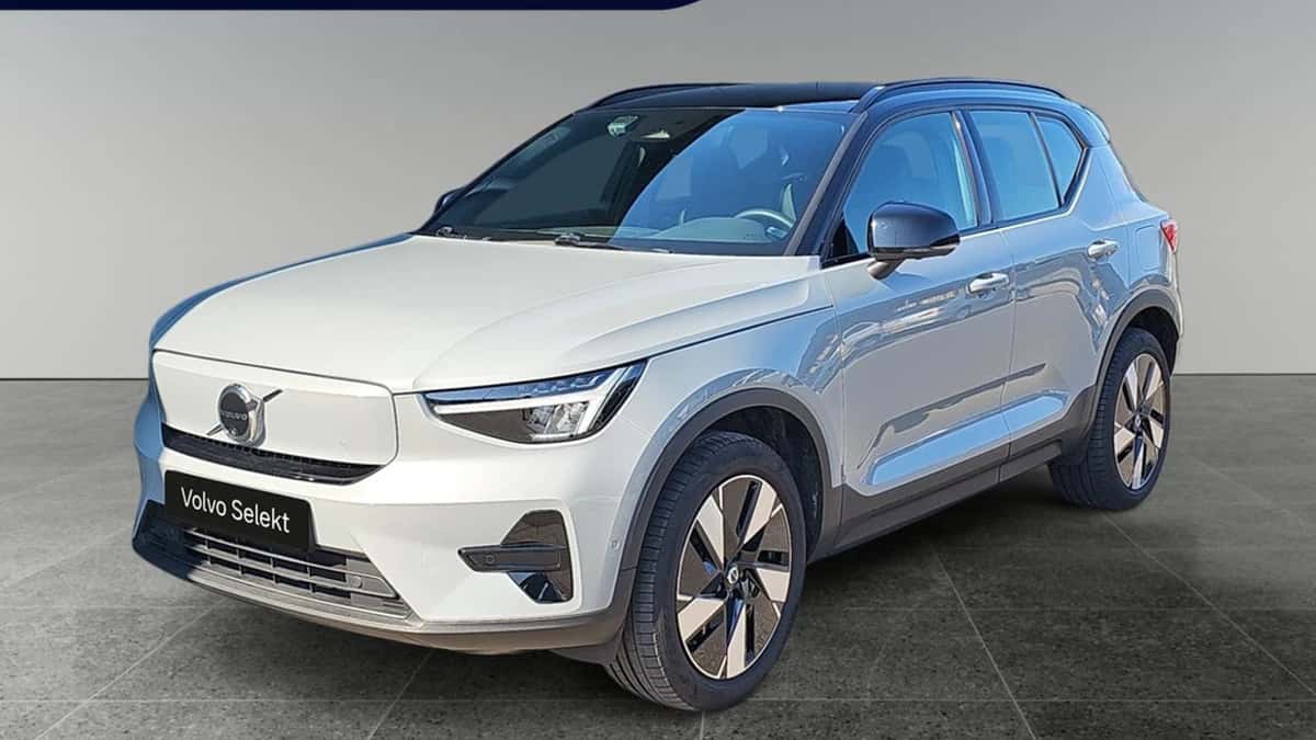Volvo EX40 (2024) — foto 1