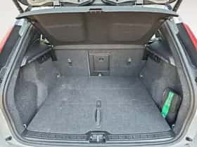Volvo EX40 (2024) thumbnail 13