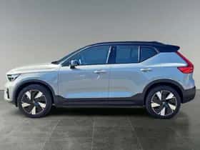 Volvo EX40 (2024) thumbnail 3