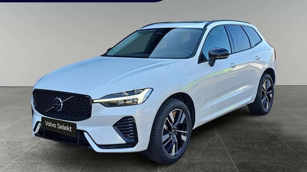 Volvo XC60 (2025) — foto 1