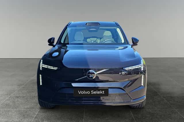 Volvo EX90 (2025) thumbnail 2