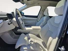 Volvo EX90 (2025) thumbnail 6