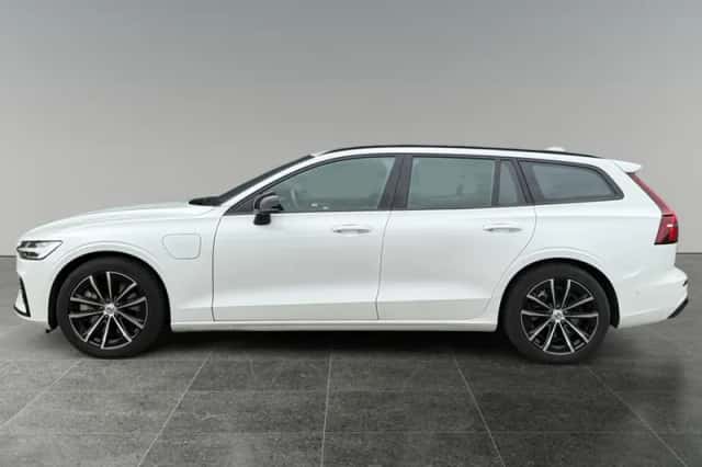 Volvo V60 (2025) thumbnail 3
