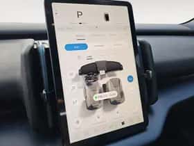 Volvo EX30 (2024) thumbnail 15