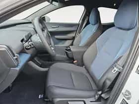 Volvo EX30 (2024) thumbnail 8