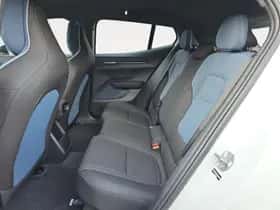 Volvo EX30 (2024) thumbnail 9
