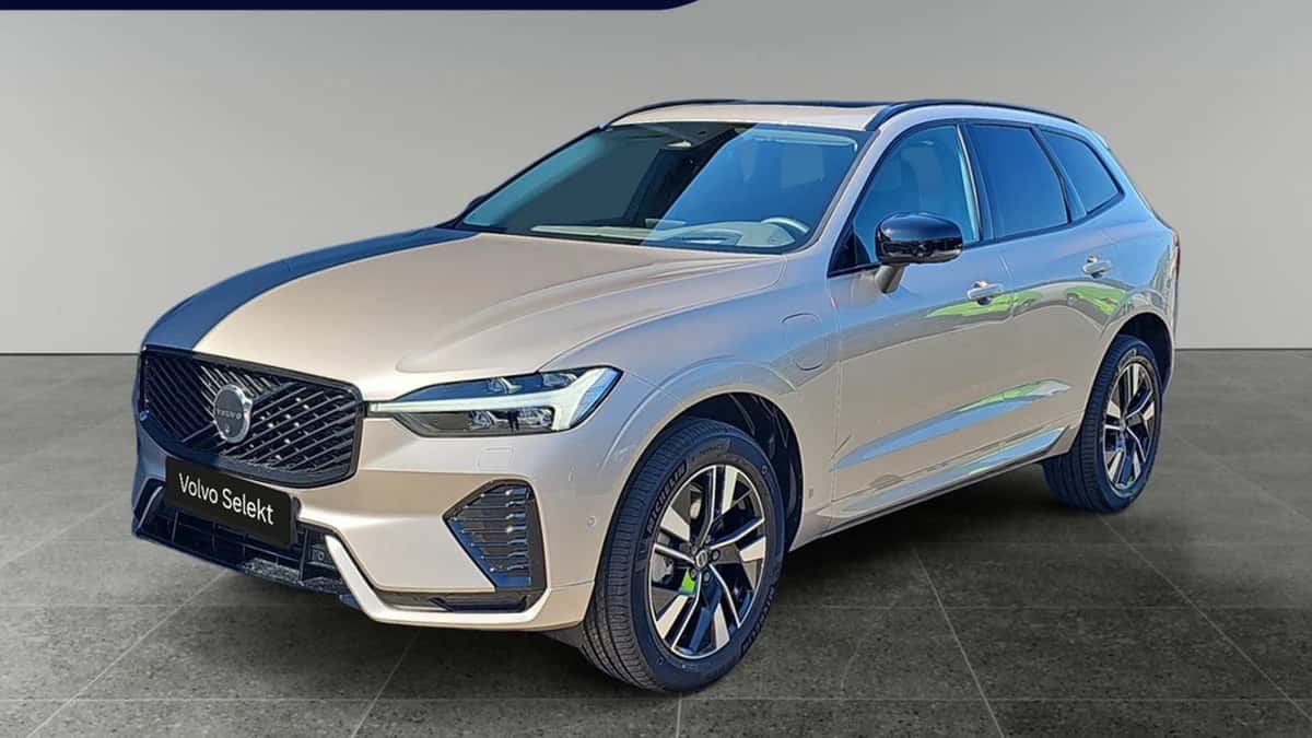 Volvo XC60 (2025) — foto 1
