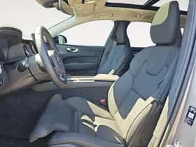 Volvo XC60 (2025) thumbnail 6