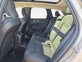 Volvo XC60 (2025) thumbnail 7