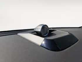 Volvo EX90 (2025) thumbnail 12