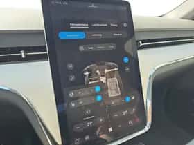 Volvo EX90 (2025) thumbnail 18