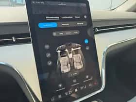 Volvo EX90 (2025) thumbnail 19