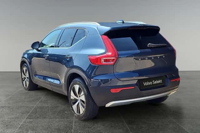 Volvo XC40 (2021) thumbnail 4