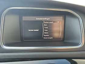 Volvo V40 (2018) thumbnail 17