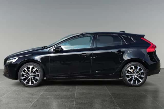 Volvo V40 (2018) thumbnail 3