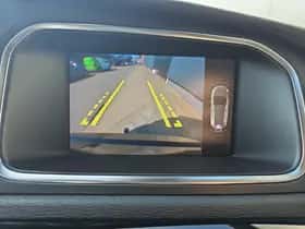 Volvo V40 (2018) thumbnail 22