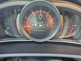 Volvo V40 (2018) thumbnail 26