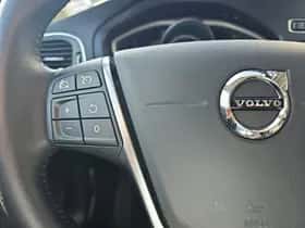 Volvo V40 (2018) thumbnail 28