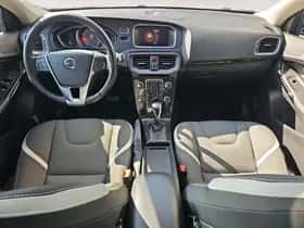 Volvo V40 (2018) thumbnail 8