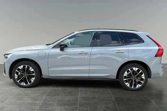 Volvo XC60 (2025) thumbnail 3