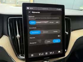 Volvo XC60 (2025) thumbnail 21