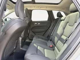 Volvo XC60 (2025) thumbnail 7