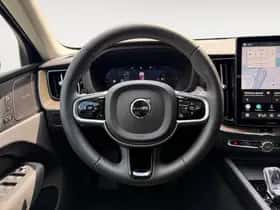 Volvo XC60 (2025) thumbnail 9