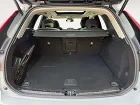 Volvo XC60 (2025) thumbnail 10
