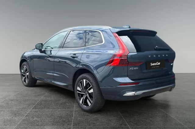 Volvo XC60 (2025) thumbnail 4