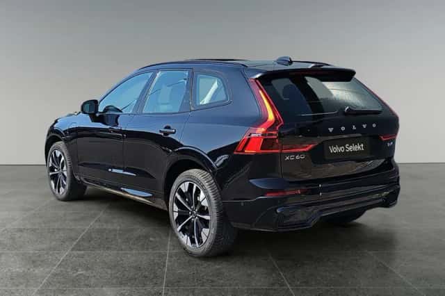 Volvo XC60 (2025) thumbnail 4