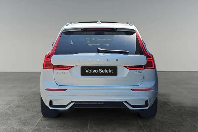 Volvo XC60 (2025) thumbnail 4