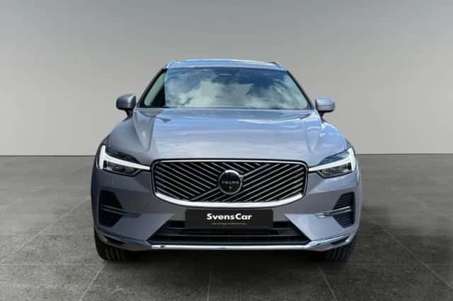 Volvo XC60 (2025) thumbnail 2