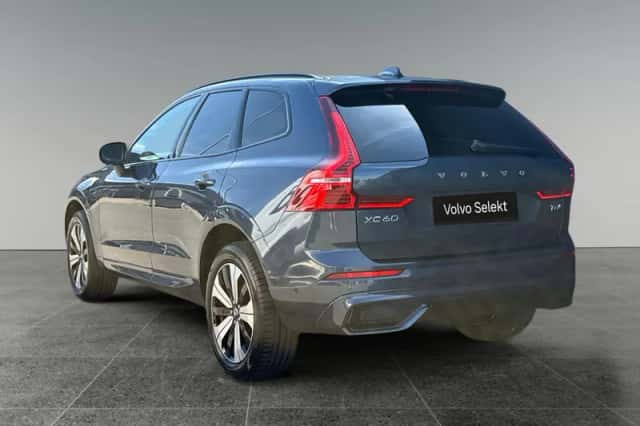 Volvo XC60 (2025) thumbnail 4