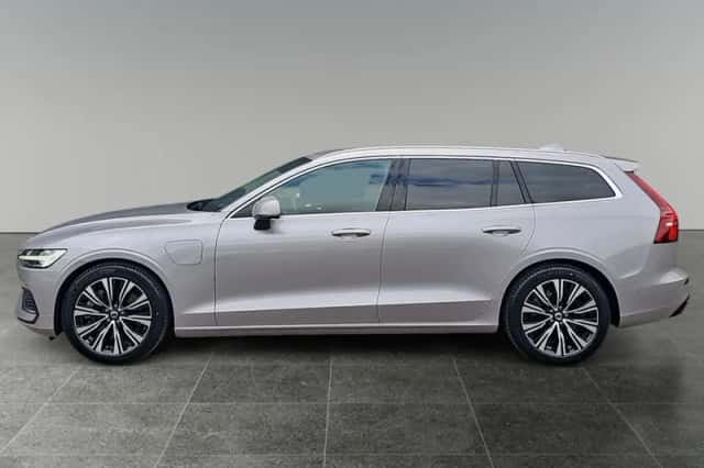 Volvo V60 (2025) thumbnail 3