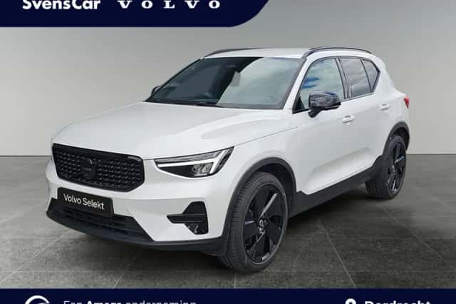 Volvo XC40 (2025) thumbnail 1