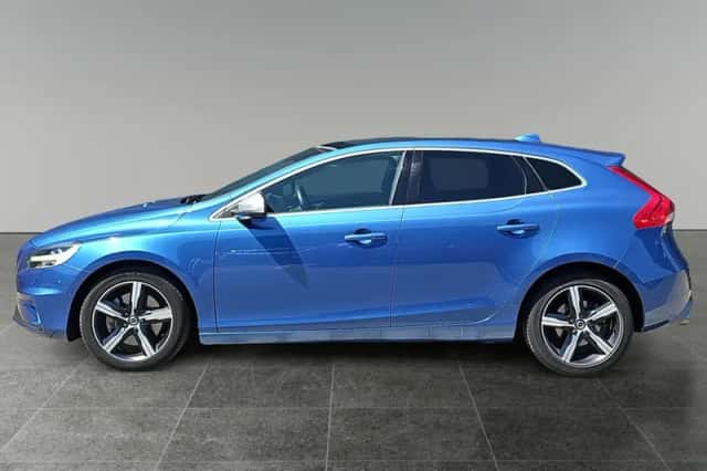 Volvo V40 (2019) thumbnail 3