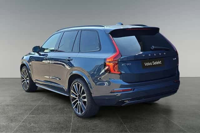 Volvo XC90 (2025) thumbnail 4