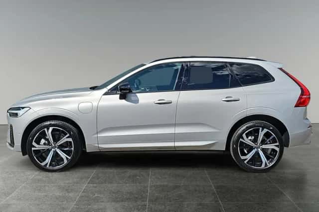 Volvo XC60 (2025) thumbnail 3