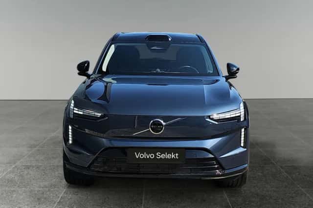 Volvo EX90 (2025) thumbnail 2